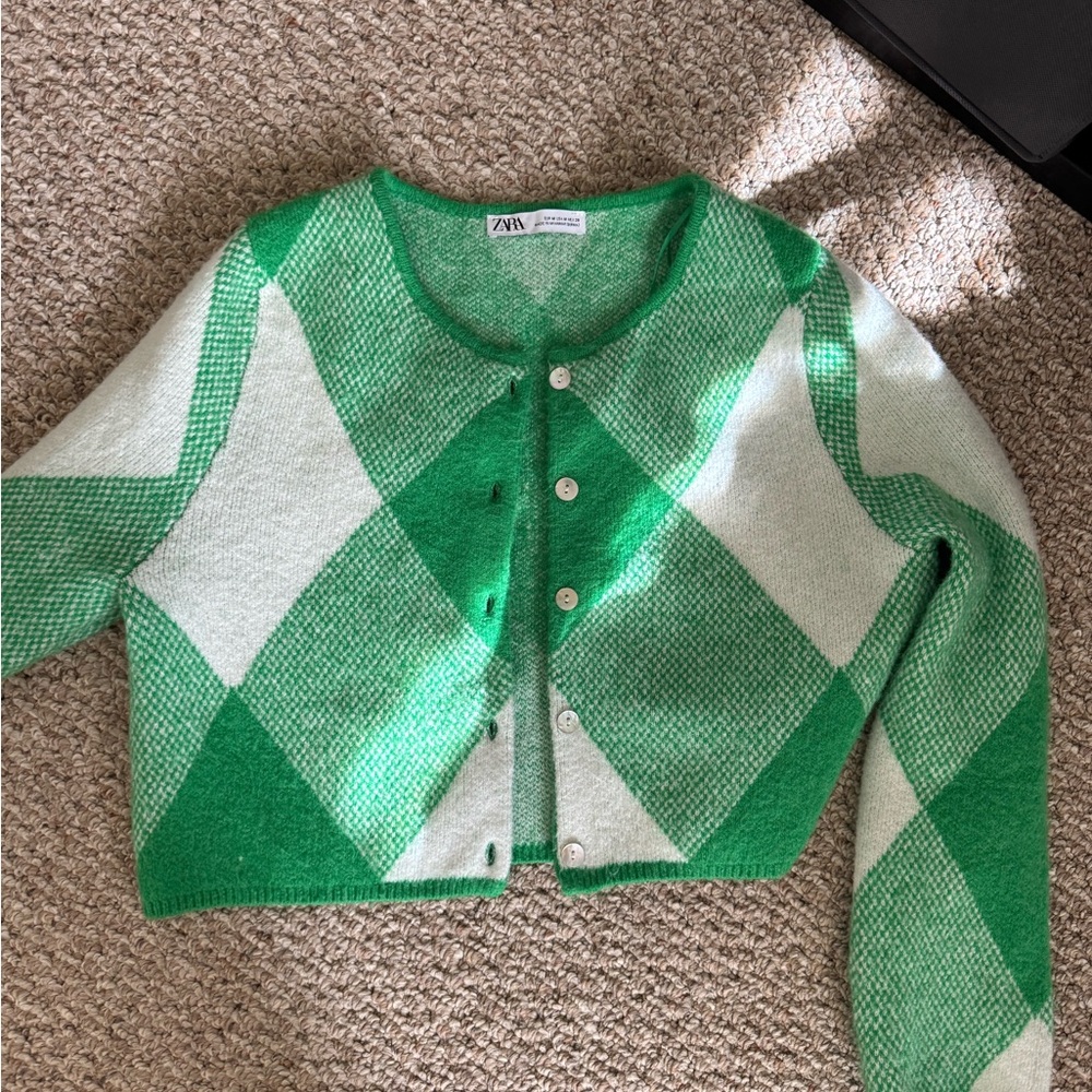 Green and White Argyle Plaid Cardigan Zara